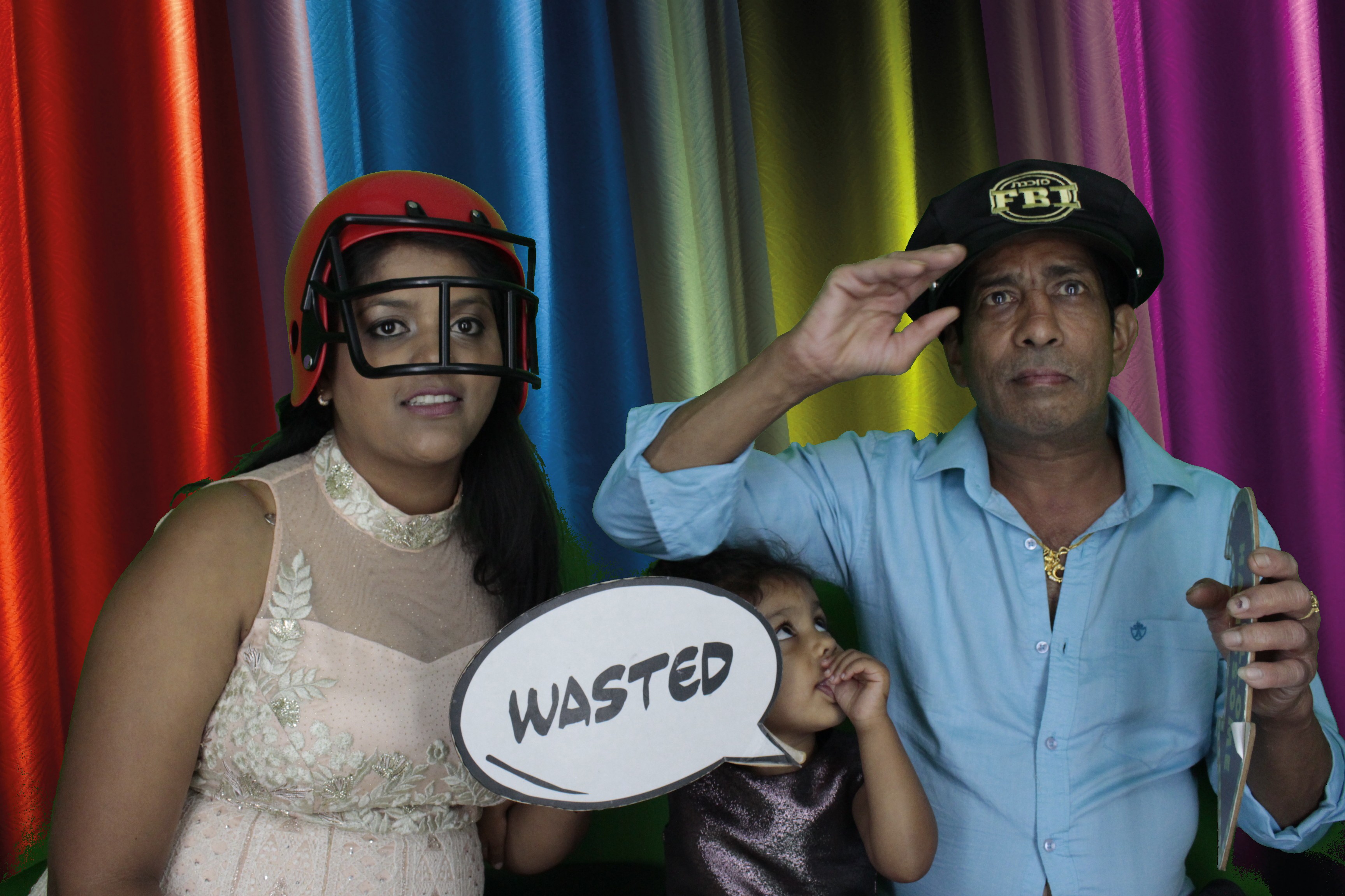 Bhavin & Yasmin’s Wedding | View more photos from the event at gallery.myphotoboothexperience.co.uk/u/MyPhotoBoothExperienceLtd/Bhavin-Yasmin’s-Wedding